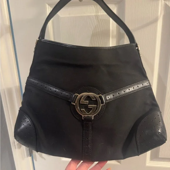 Gucci Black Shoulder Bag G Reins - Picture 1 of 14